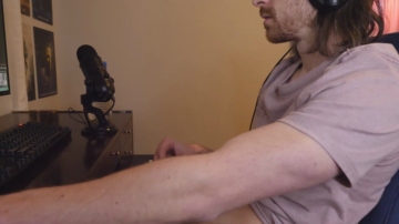 Peterparkerrxox  08-12-2021 video body